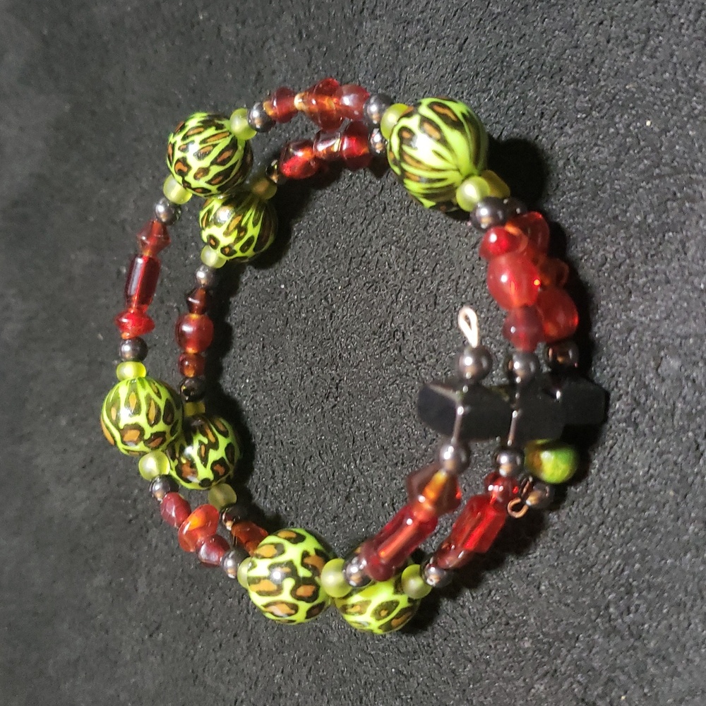 Vibrant Handmade Red and Green Beaded Bracelet